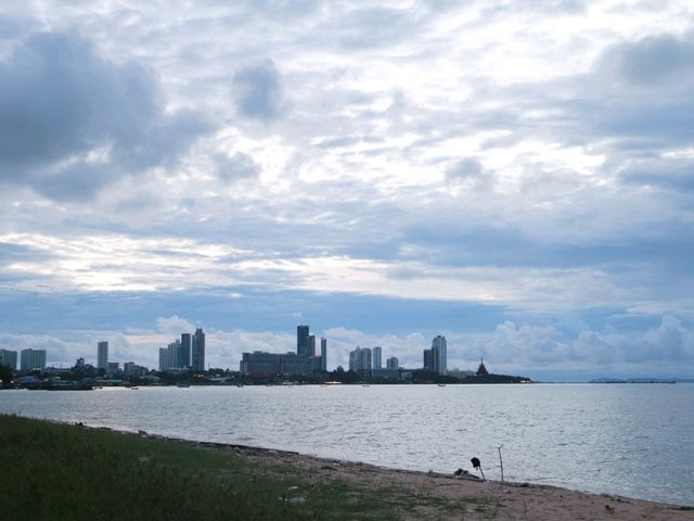 หาดลับนาเกลือ ชมเรือเก่า