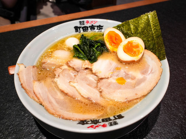 日本第2大的連鎖拉麵店 全球800間分店 日本第2大的連鎖拉麵店 全球800間分店