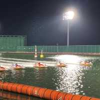 綺麗な海と歴史と何故かボート