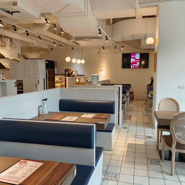 新莊美食，Gino Pizza Napoletana新莊中原店