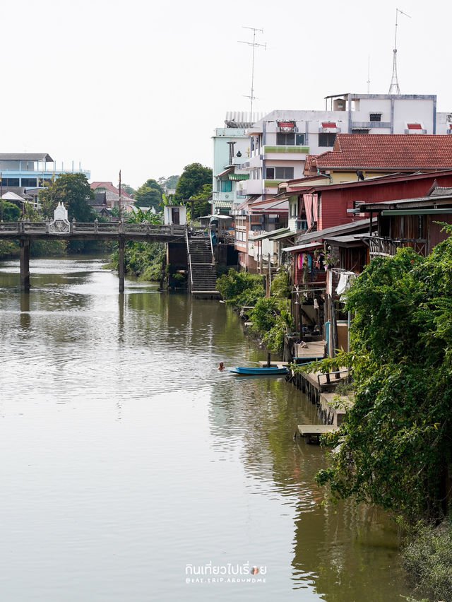 วิถีชีวิตริมน้ำที่ย่านวัดพลับพลาชัย เมืองเพชรบุรี