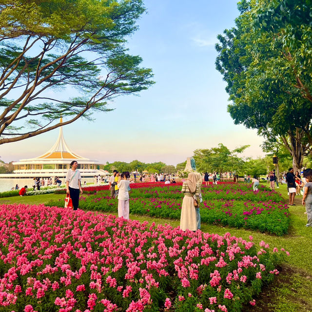 สวนหลวงร.9 สวนสาธารณะที่ใหญ่ที่สุดในกรุงเทพ