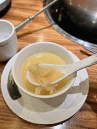 深圳慶生約會推介餐廳 招牌花膠雞湯