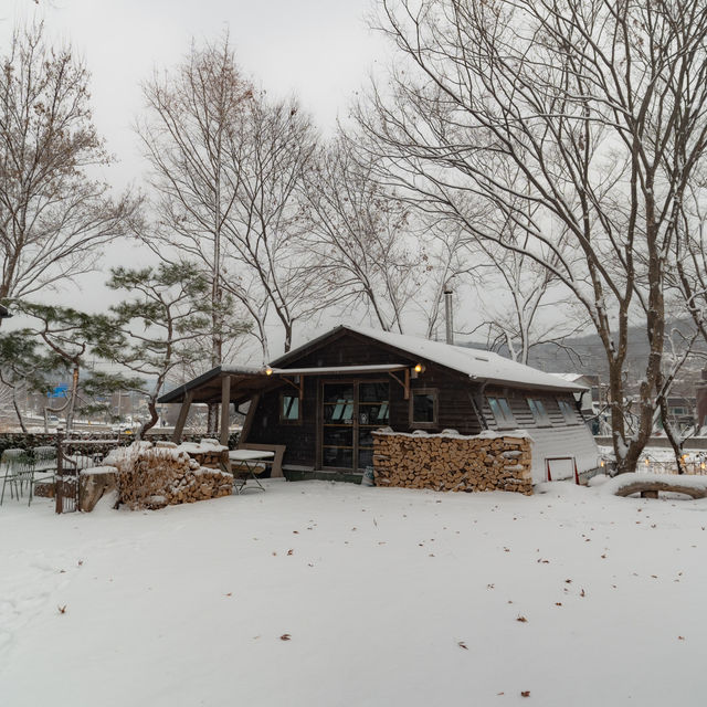 겨울에 빛나는 경기도 산장카페