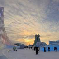 Ice and Snow World ❤️Love among Asia