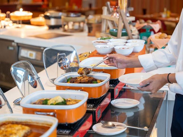 บุฟเฟ่ต์ซีฟู้ดสุดคุ้มต้องที่ Aloft Bangkok