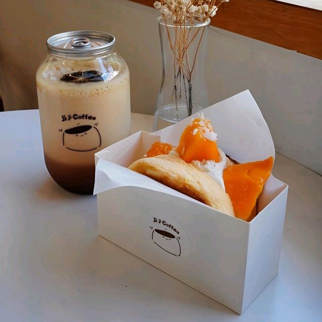 台灣花蓮_Jiji Coffee 吉吉咖啡_新城海濱舒芙雷甜點店