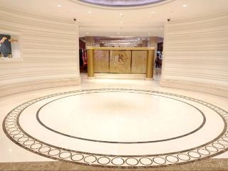 【菲律賓】克拉克最大規模的賭場酒店！「Royce Hotel & Casino」