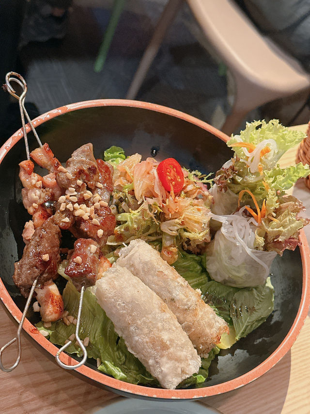 筲箕灣隱世越南菜街坊食堂｜越南老街