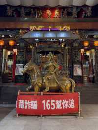 A Taste of Tradition: Exploring Keelung Miaokou Night Market