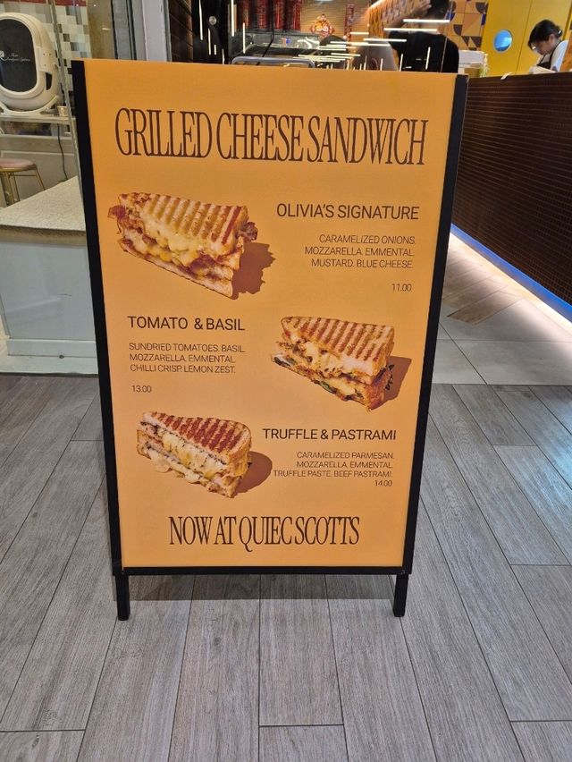 Queic By Olivia 🧀