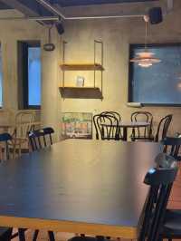 늦은 밤까지 카공하기 좋은 신당 카페☕️📚 