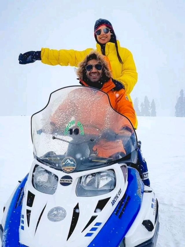 ❄️ Awesome Gulmarg – A Winter Wonderland Like No Other! ⛷️🏔️