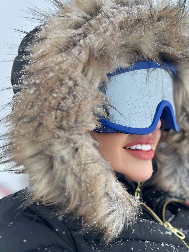 ❄️ Thrill & Chill: Skiing in Gulmarg! ⛷️🏔️