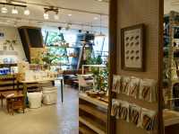 A Cozy Coffee Break at niko and ... COFFEE TOKYO