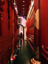 Serenity at Buddha Tooth Relic Temple