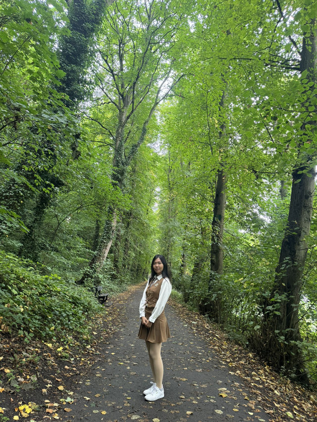 Spring Riverside Walk in Durham: A Stroll with a View
