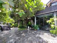 คาเฟ่เด็ด บ้านเพ อาหารสดอร่อย บรรยากาศร่มรื่น