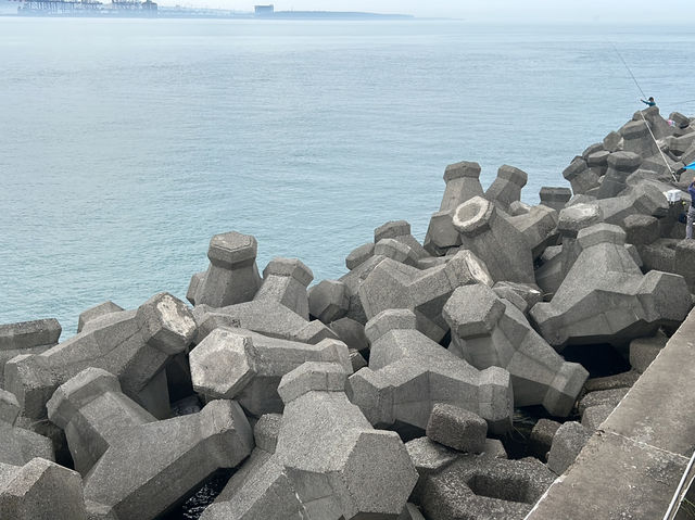 📚☕ A Lazy Genius’s Guide to Tamsui Fisherman Wharf: Books, Brews & Sea Views