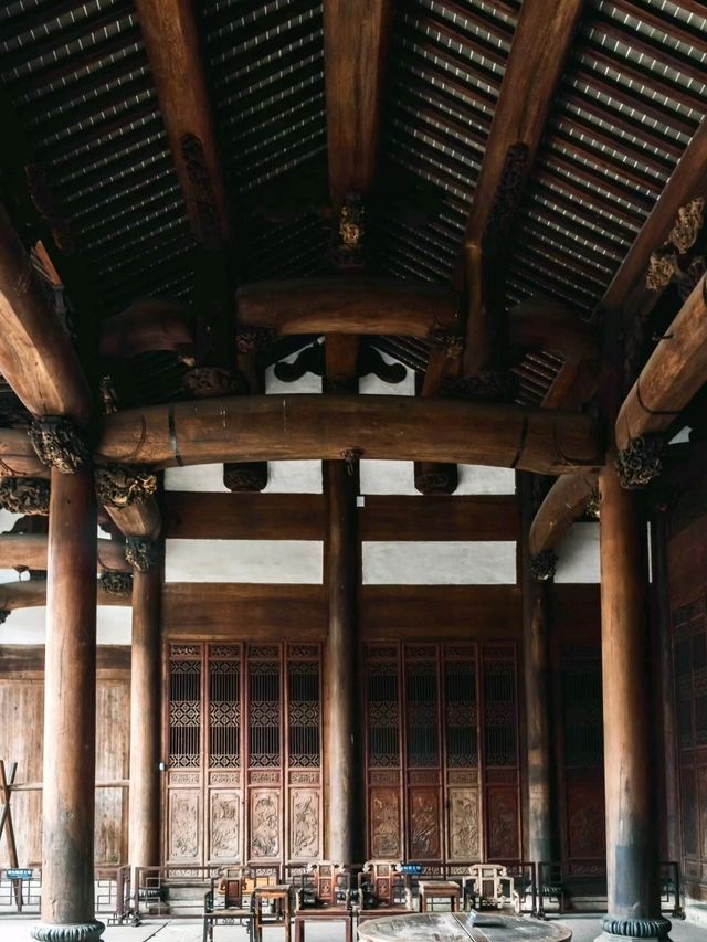 Longchuan Hu Clan Ancestral Hall: A Masterpiece of Jiangnan’s Heritage