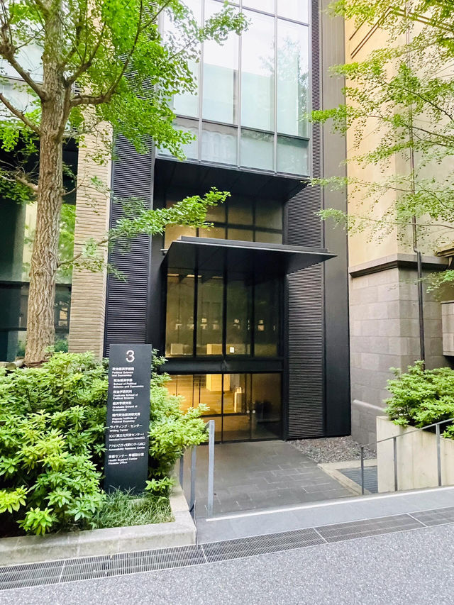 東京｜漫步早稻田大學：感受浪漫