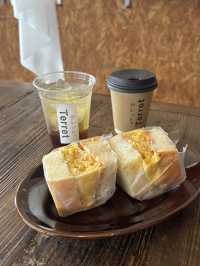 【北九州カフェ】桜並木を眺めながらまったりできるカフェ