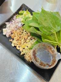 รีวิวร้านข้าวต้มปลาในตำนาน ตรอกข้าวต้มอุดร 😋✨