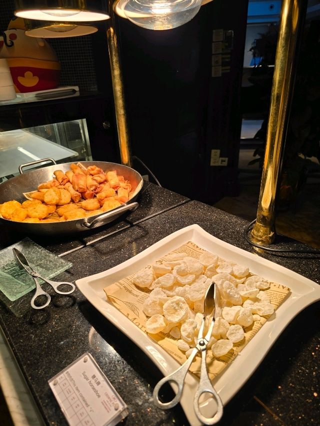 🌟 深圳好日子皇冠假日酒店自助早餐：福田CBD的味蕾派對！🍊🥣