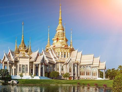🌄 Korat Uncovered: A Weekend Getaway Packed with History, Nature & Hidden Eats!