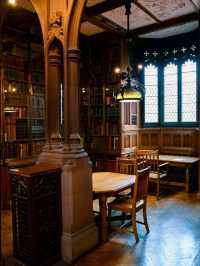 A Hidden Gem in Manchester: John Rylands Library