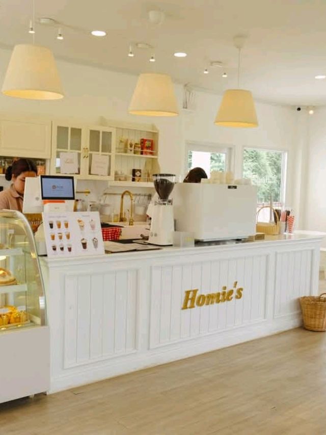 Homie's cafe  [สุพรรณบุรี]