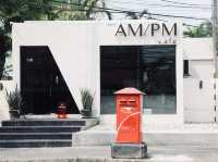 曼谷｜白色簡約風 甜點普普通通 但會想待著放鬆AmPm Ari Cafe