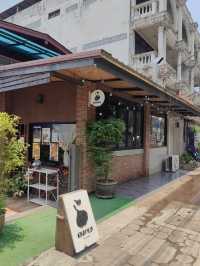 ร้านกระเทียม ไข่ข้นปูก้อนเชียงราย สุดฉ่ำ