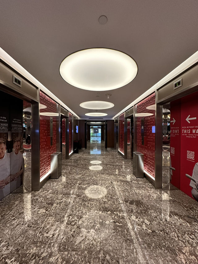 Golden Welcome at Sunway Pyramid Hotel