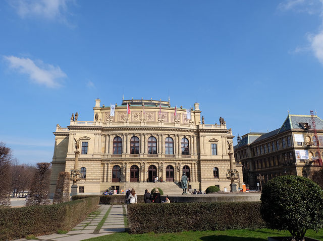 Old Town Square Prague ช่วงเทศกาลอีสเตอร์ 🥚🇨🇿