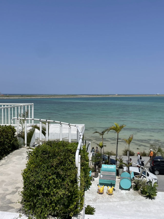 沖繩小希臘島🛼瀨長島Umikaji Terrace🏝️放空足湯🩱