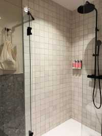 Affordable stay in Salzburg - Austria 🏠🚪🚿