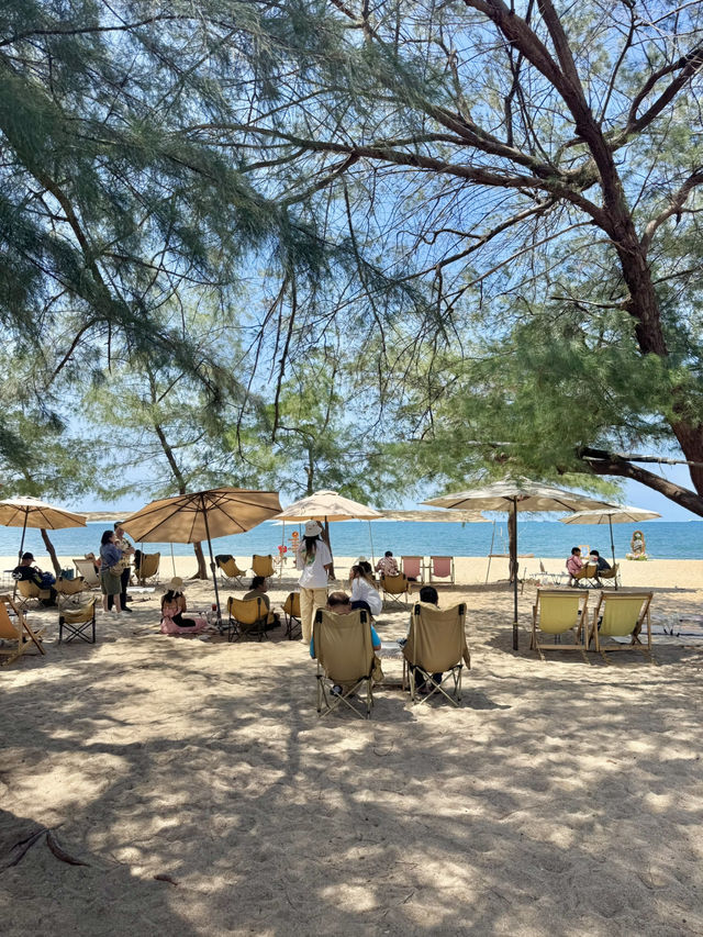 มาวาดฝัน หาดแหลมเจริญ ระยองงง 🖼️🎨🌊