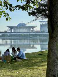 A Floral Stroll and Mirror-Like Views in Putrajaya