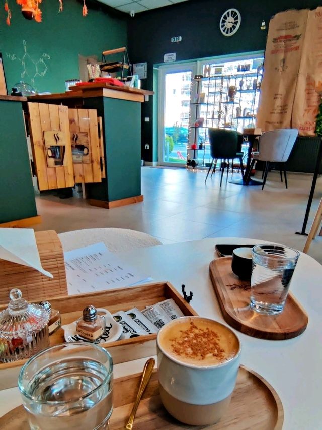 Locals Coffee House