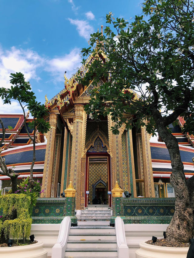 วัดราชบพิธสถิตมหาสีมารามราชวรวิหาร วัดสวยในกรุง ✨🧡