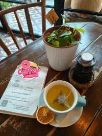 Sipping Peace in a Vintage Hideaway – Jakarta Café Love