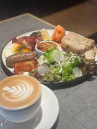 Special theme restaurant with reasonable price