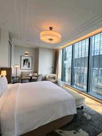 🇮🇩✨ Jakarta Luxe: Sky-High Glamour at The Langham! 🌆🥂
