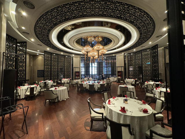 🦆✨ Unexpected Elegance: A Perfect Dinner at Wan Chun Ting 🥢