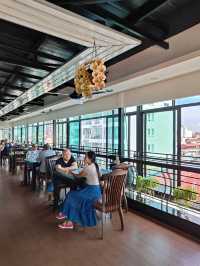 Ohana Hotel Review: Cozy Vibes with a View