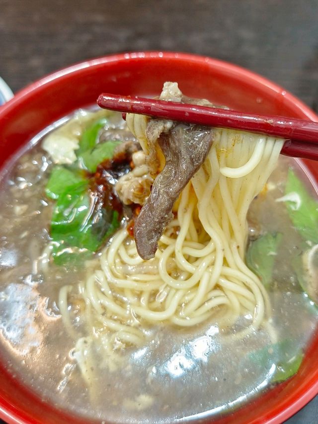 新莊美食，龍安羊肉羹蚵仔煎