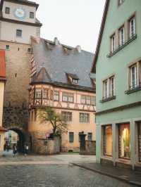  🏘中世の街並みにタイムスリップ！ローテンブルクで夢のような旅を🕰️ 