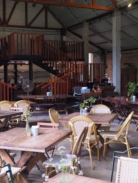 🏡🌾 Barn Naa Cafe – คาเฟ่บ้านกลางนา ที่ละมุนหัวใจ