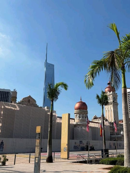 🌆 Kuala Lumpur – A Vibrant Fusion of Cultures and Skylines 🇲🇾